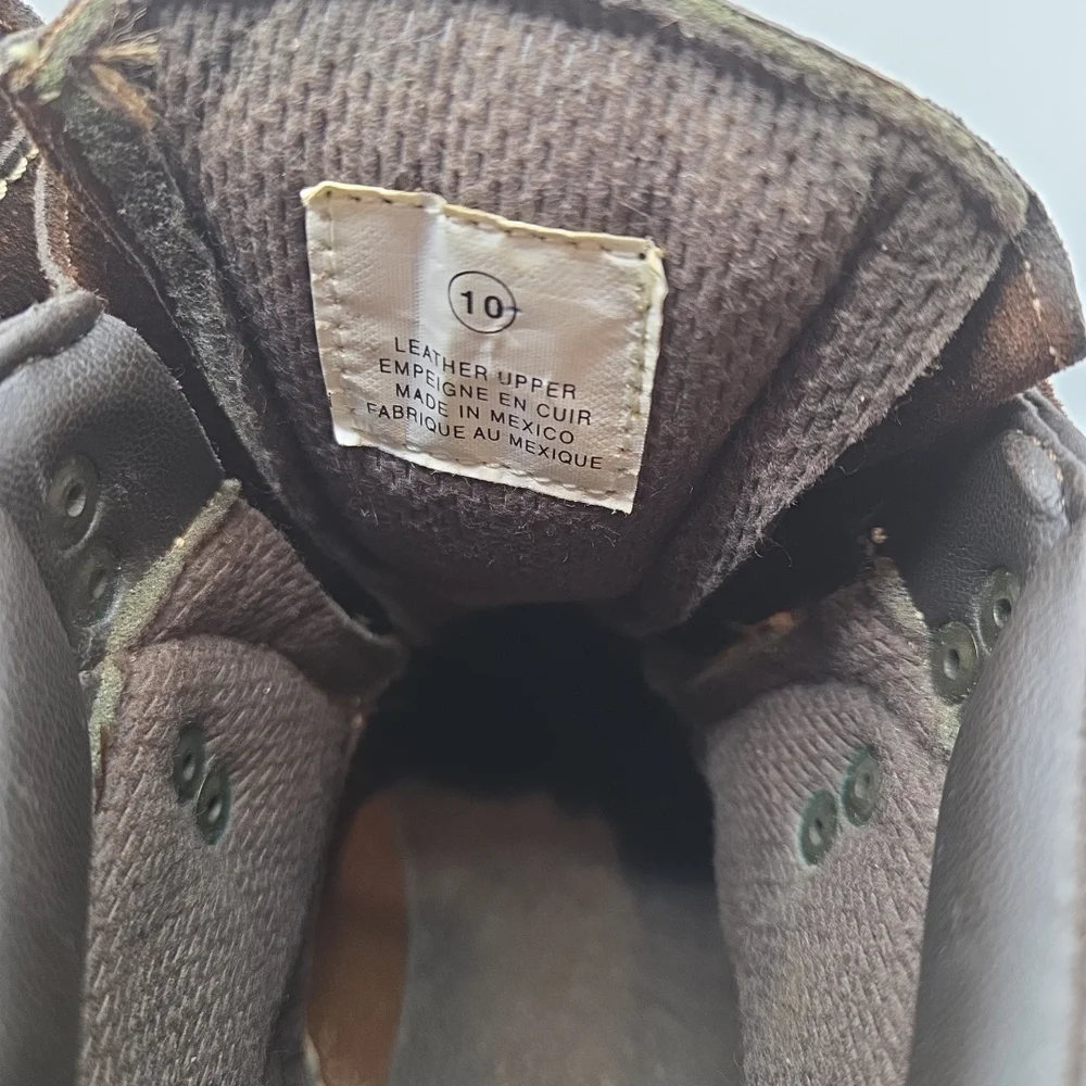 Sturdy Brown Leather‎ Men's Hiking Boots